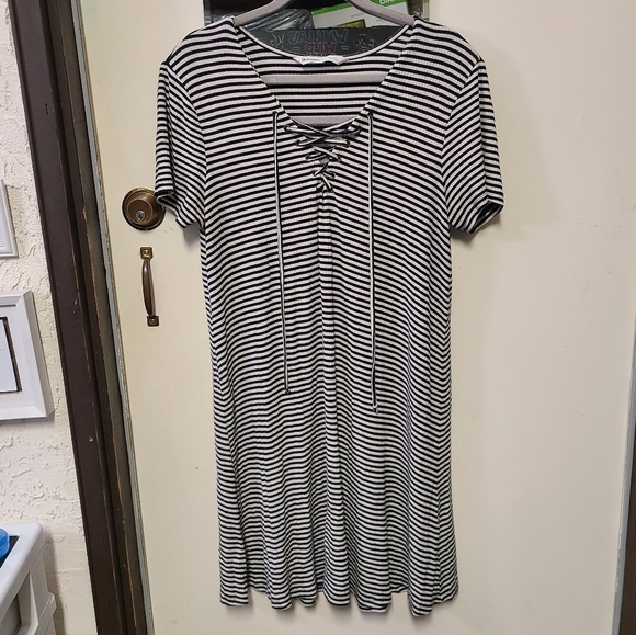 Striped Bluenotes dress - Picture 1 of 3